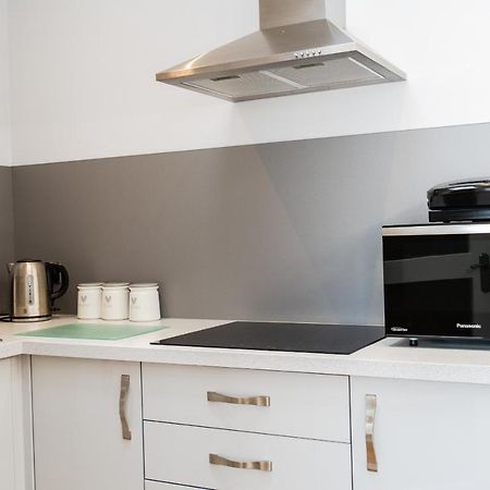 Finest Retreats - The Hideaway - Studio Apartment In Porthleven Exterior photo
